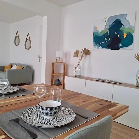 Very Beautiful Right In The Center *