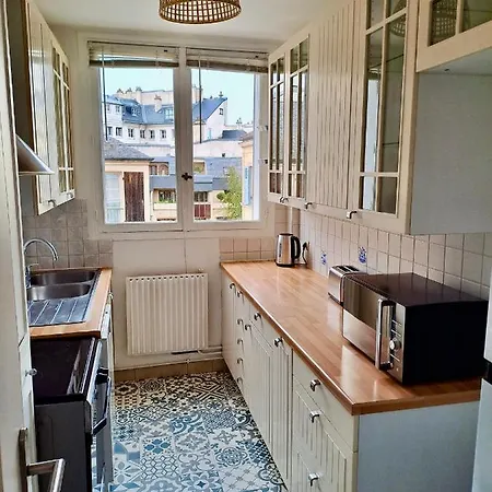 Very Beautiful Right In The Center *