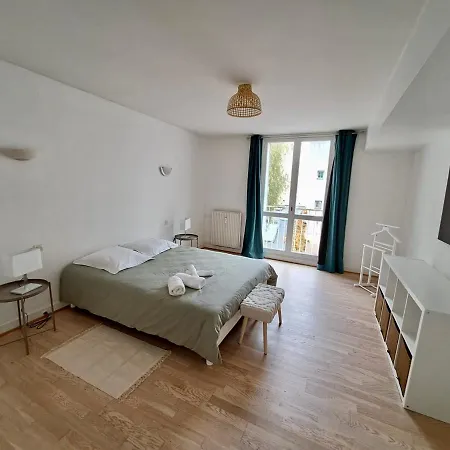 Very Beautiful Right In The Center *